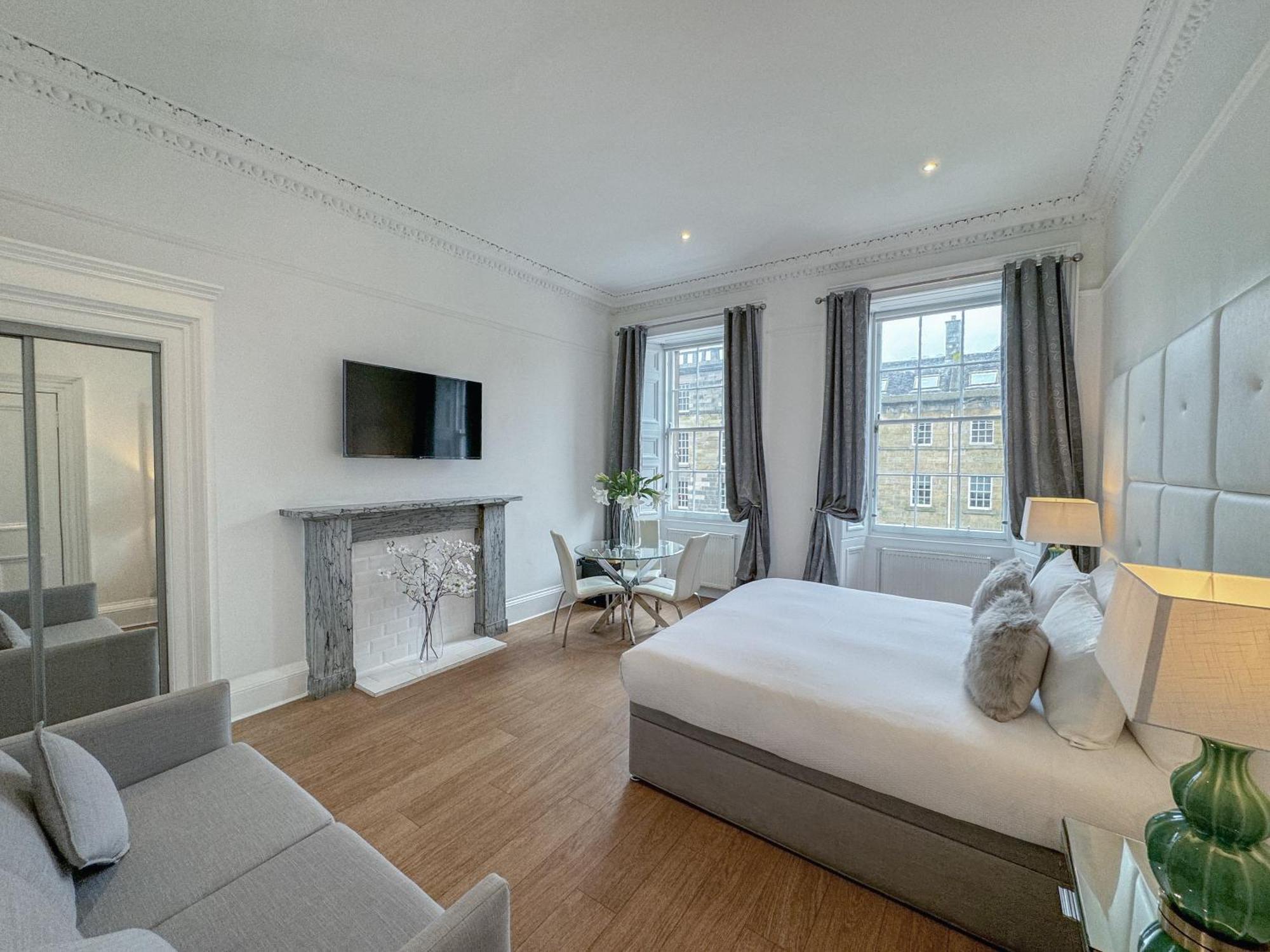 Hanover 71 Suites Единбург Екстериор снимка